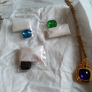 Joan River's Ladies Necklace